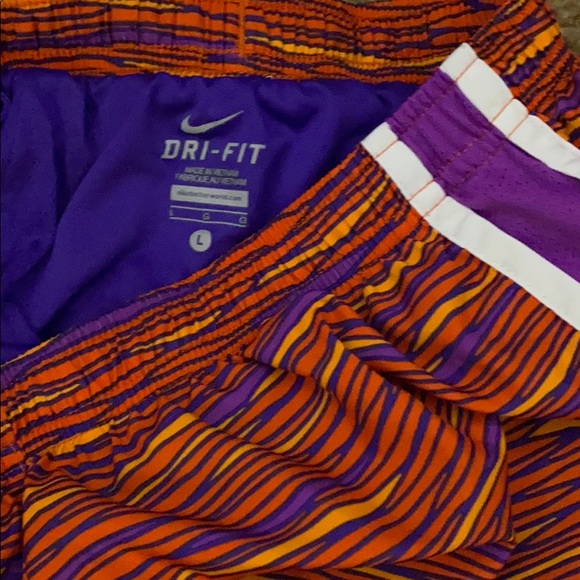 COPY - Nike running shorts - Picture 3 of 4